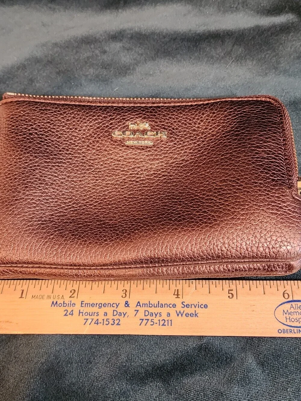 COACH Pebbled Leather Double Corner Zip Bag Bronze/Brown WristletThis is a lit